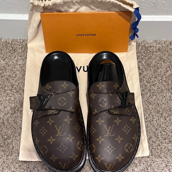 Louis Vuitton Easy Mule - Mens main image 9
